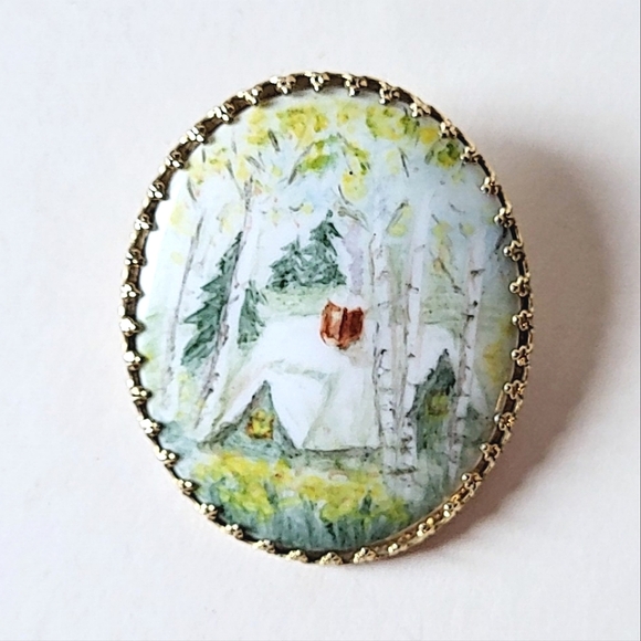 PORCELAIN WINTER SCENE BROOCH - VINTAGE HANDPAINTED - Picture 4 of 4
